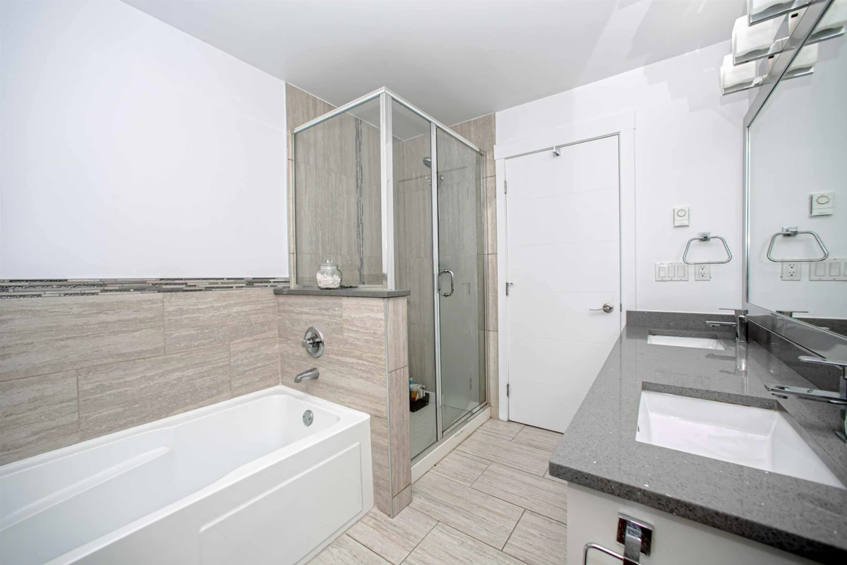 Mudroom Photo of 19 6929 142 Street, Surrey, BC