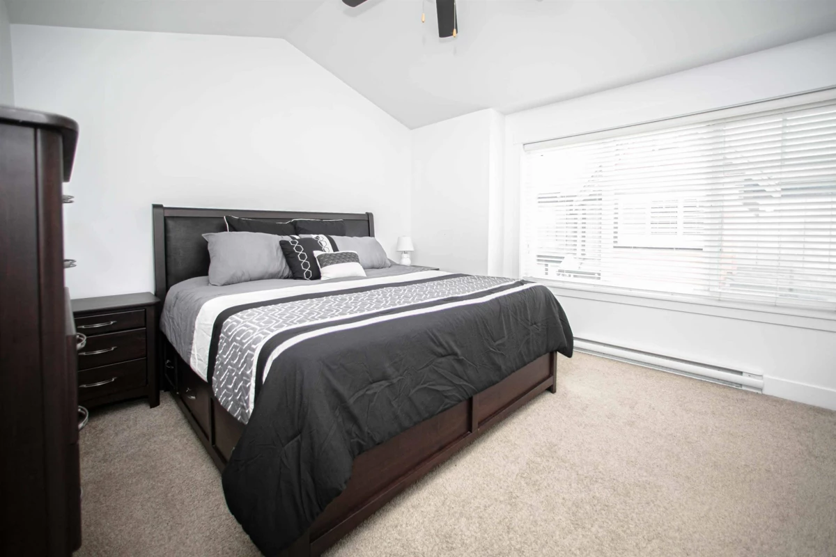 Office / Den Photo of 19 6929 142 Street, Surrey, BC