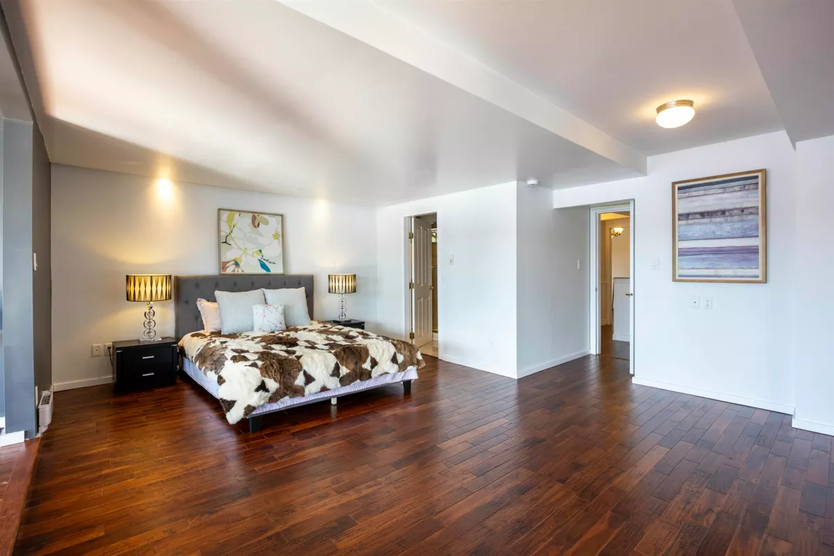 Loft / Bonus Room Photo of 936 Alderside Road, Port Moody, BC