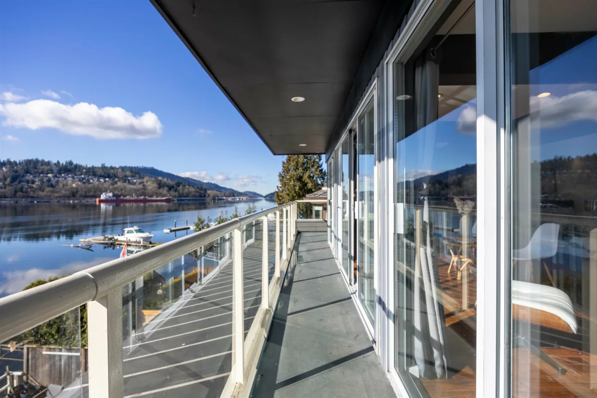 Mudroom Photo of 936 Alderside Road, Port Moody, BC