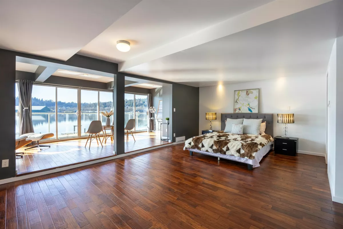 Office / Den Photo of 936 Alderside Road, Port Moody, BC