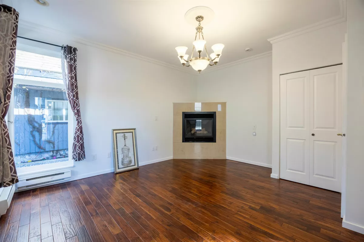 Outdoor Patio Photo of 936 Alderside Road, Port Moody, BC