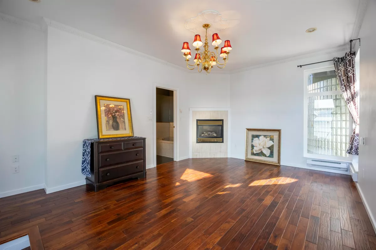 Staircase Photo of 936 Alderside Road, Port Moody, BC