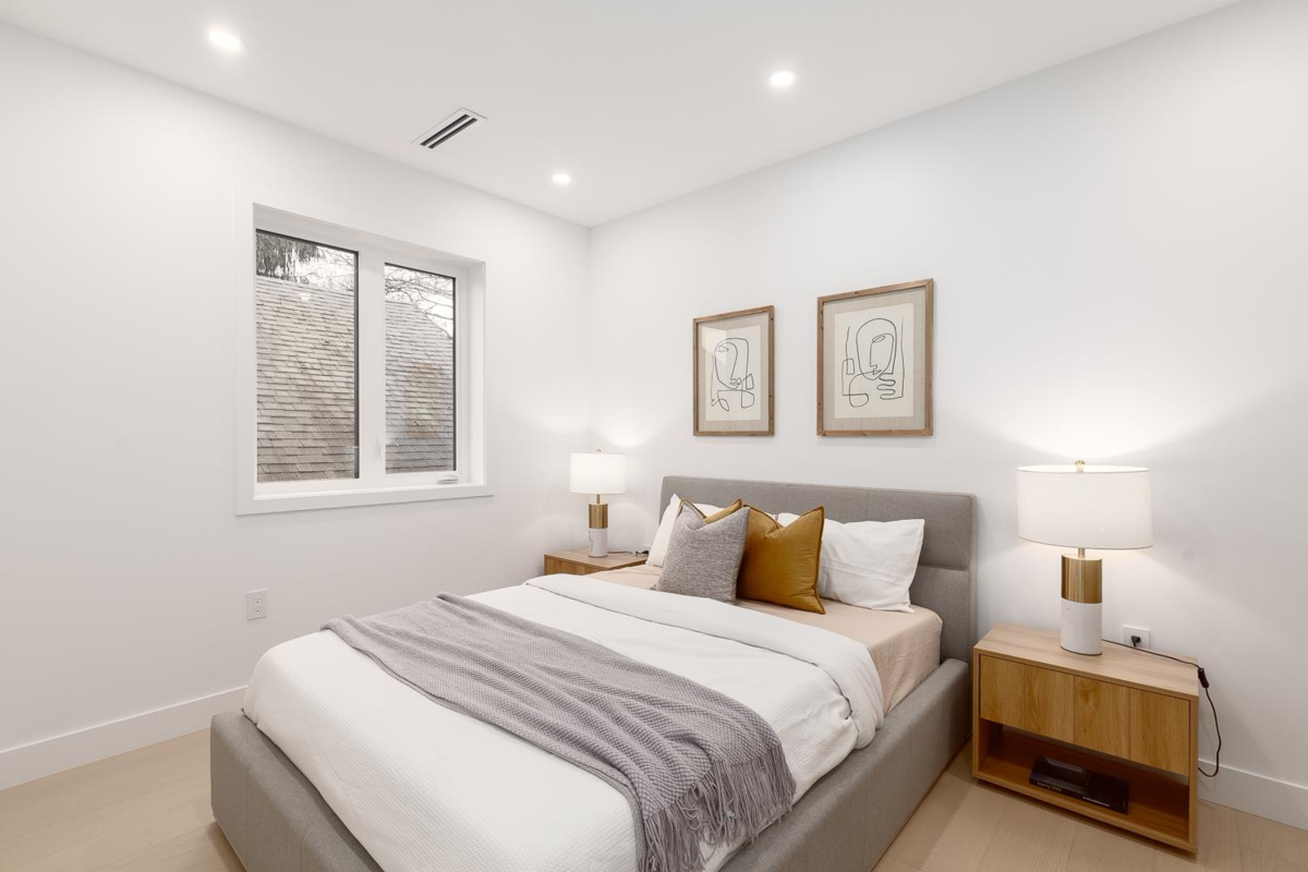 Bedroom 2 Photo of 3 2976 W 13th Avenue, Vancouver, BC