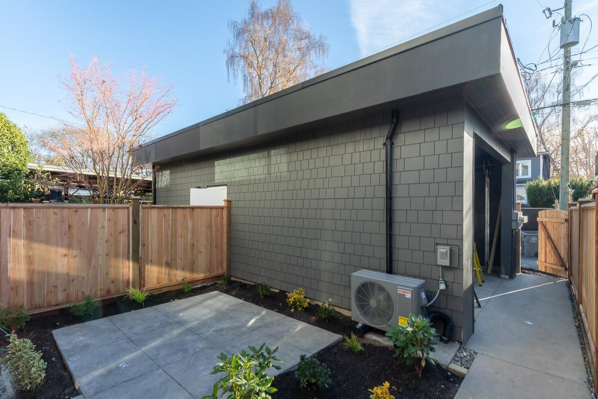 Staircase Photo of 3 2976 W 13th Avenue, Vancouver, BC