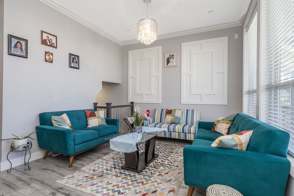 Dining Area Photo of 14036 60 Avenue, Surrey, BC