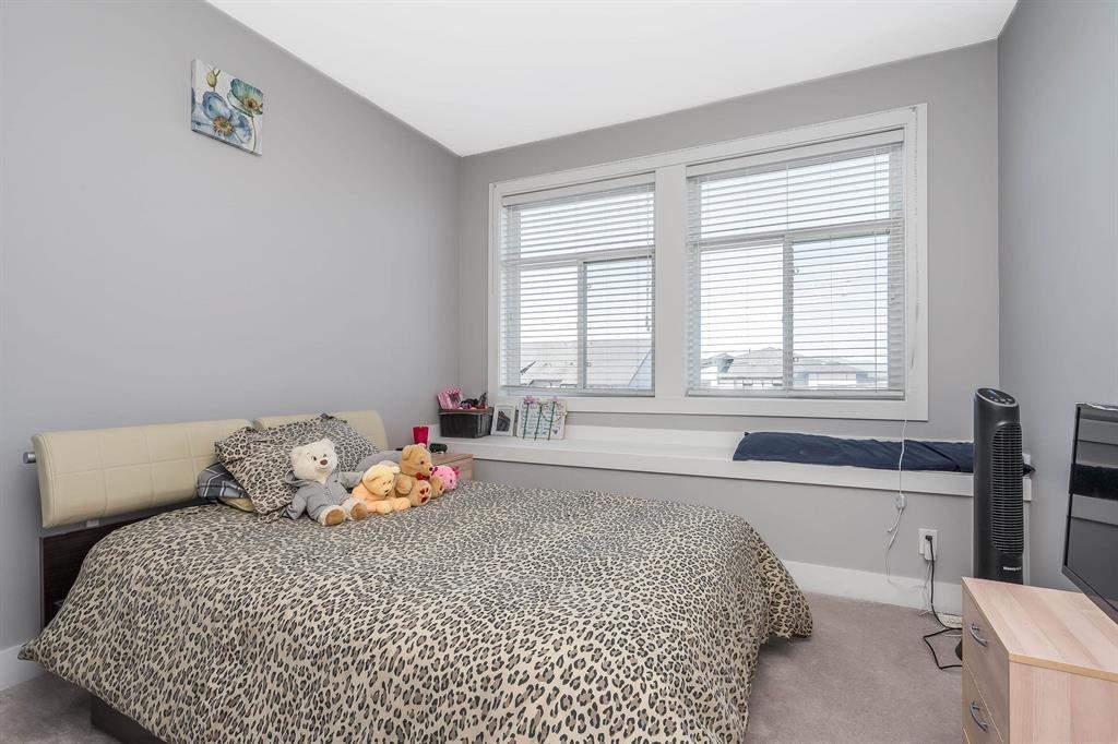 Staircase Photo of 14036 60 Avenue, Surrey, BC