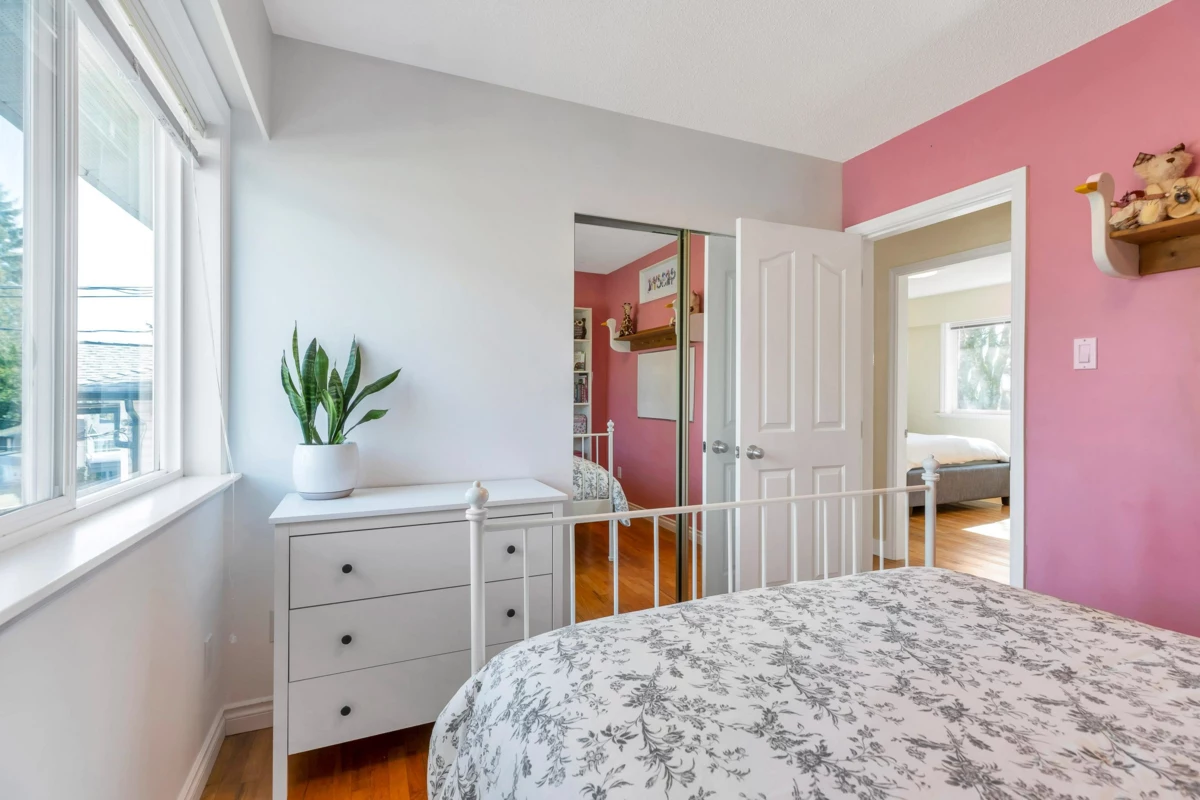 Garage Interior Photo of 2122 Anita Drive, Port Coquitlam, BC
