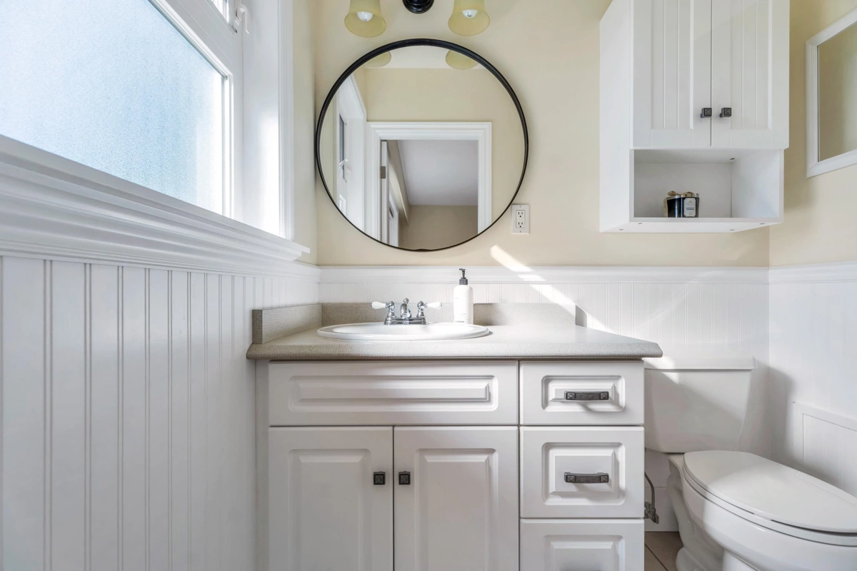 Hallway Photo of 2122 Anita Drive, Port Coquitlam, BC