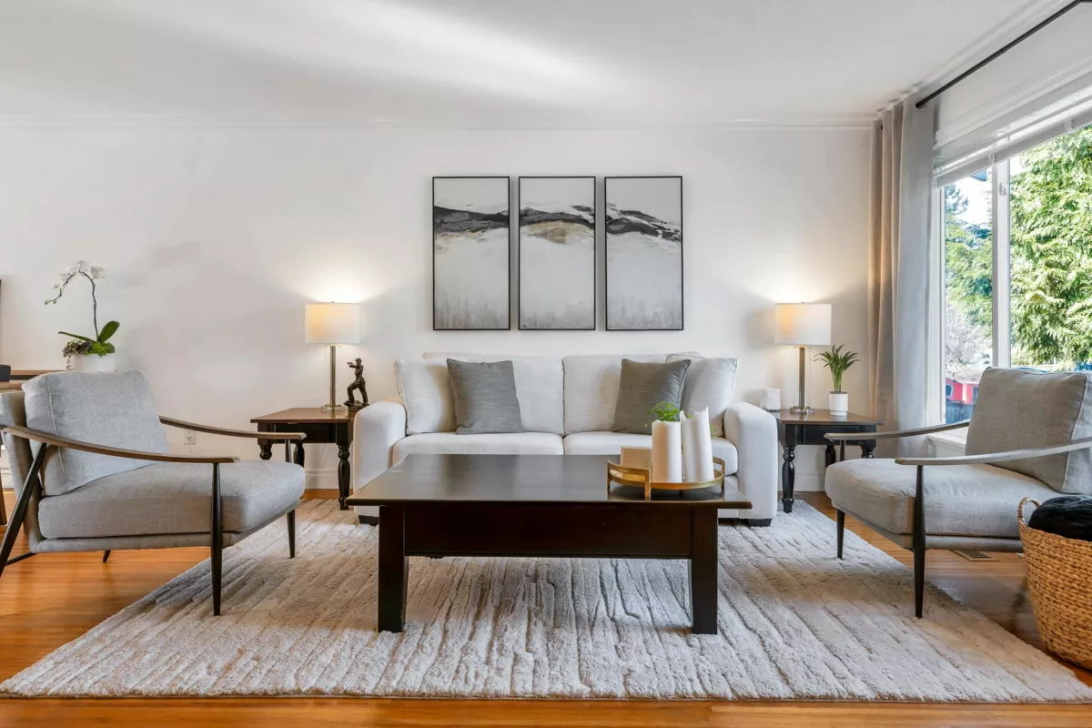 Kitchen Photo of 2122 Anita Drive, Port Coquitlam, BC