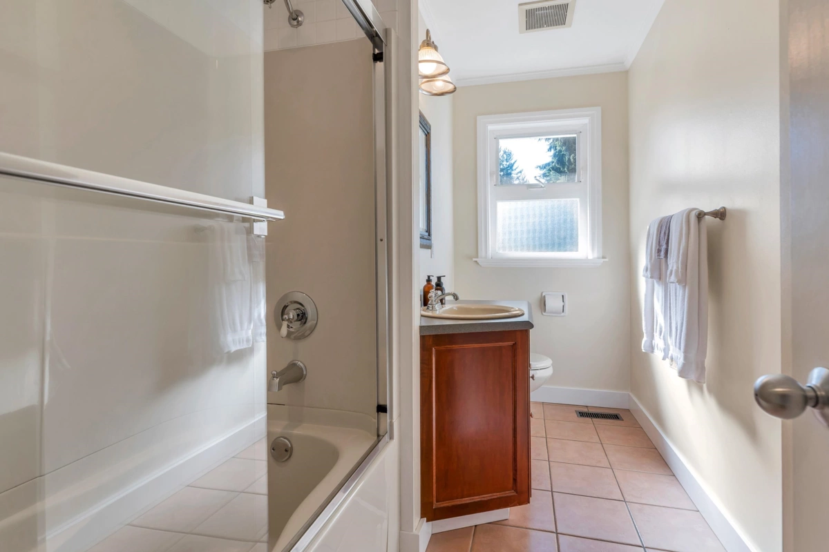 Outdoor Patio Photo of 2122 Anita Drive, Port Coquitlam, BC