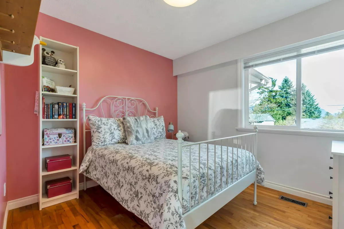 Staircase Photo of 2122 Anita Drive, Port Coquitlam, BC