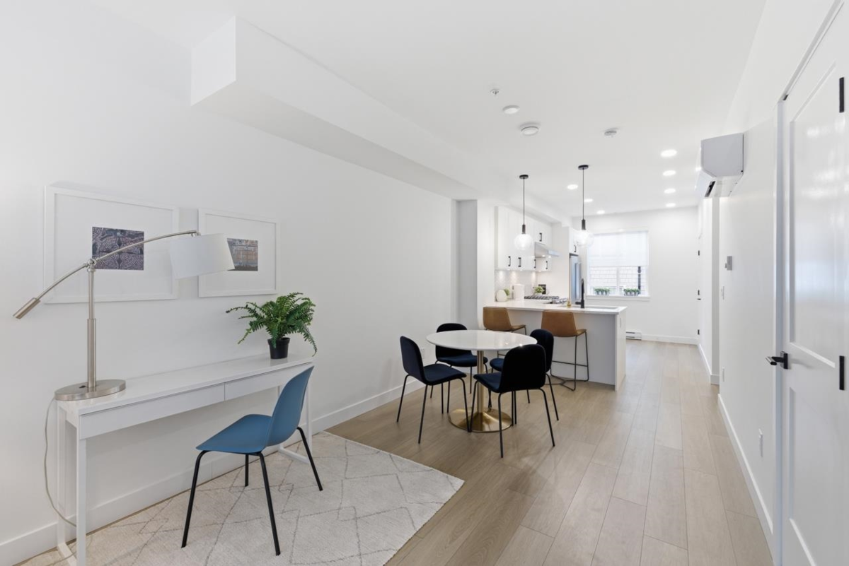 Breakfast Nook Photo of 261 720 Robinson Street, Coquitlam, BC