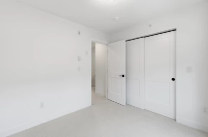 Hallway Photo of 261 720 Robinson Street, Coquitlam, BC