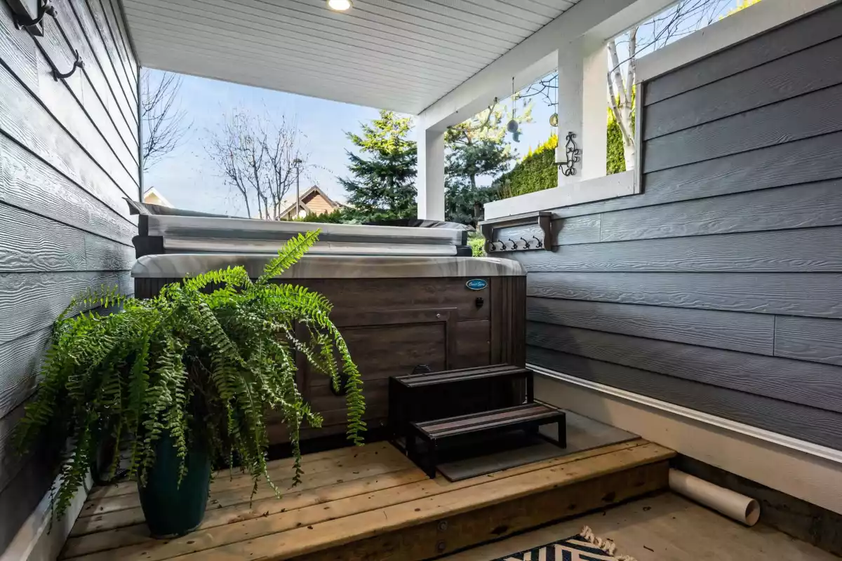 Outdoor Kitchen Photo of 5522 Maclachlan Place, Chilliwack, BC