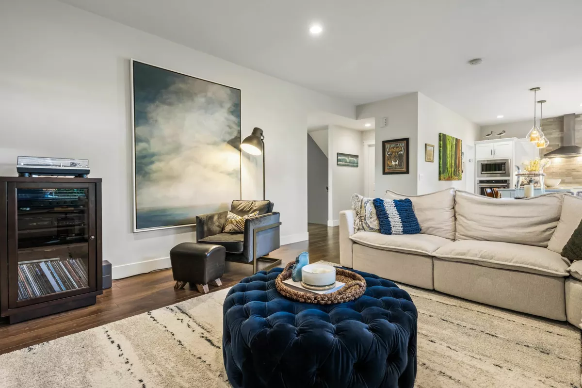 Powder Room Photo of 5522 Maclachlan Place, Chilliwack, BC