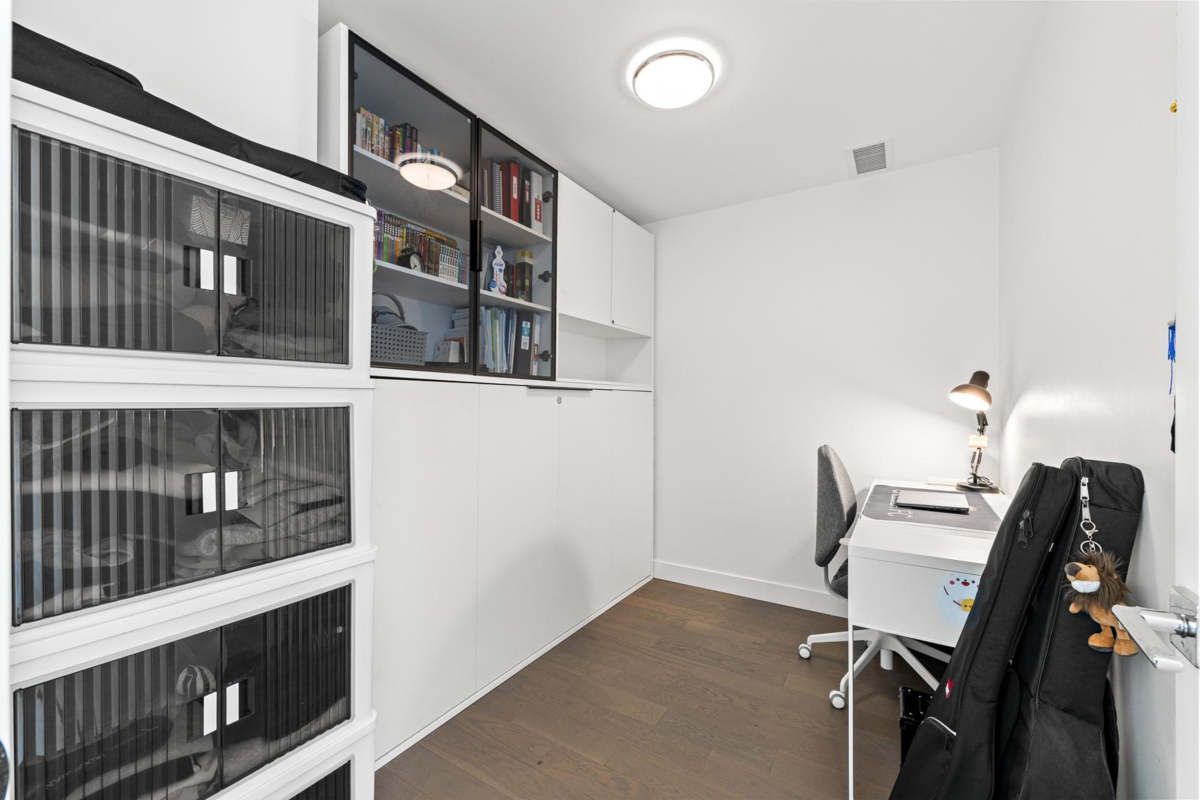 Basement Recreation Room Photo of 2104 1588 Johnston Road, Surrey, BC