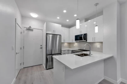 Kitchen Photo of 100 33886 Pine Street, Abbotsford, BC