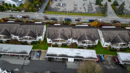 Front Yard Photo of 23 32718 Garibaldi Drive, Abbotsford, BC