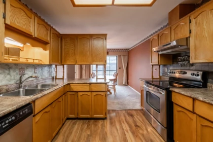 Pantry Photo of 23 32718 Garibaldi Drive, Abbotsford, BC