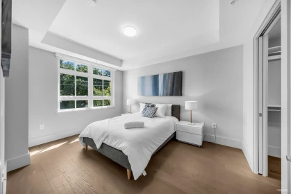 Guest Bathroom Photo of 204 2089 W 43rd Avenue, Vancouver, BC