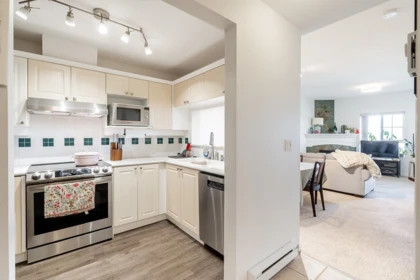 426 5500 Andrews Road, Richmond, BC, Richmond — Apartment/Condo for sale