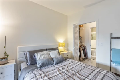 Guest Bathroom Photo of 102 15385 101a Avenue, Surrey, BC