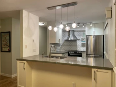 Kitchen Island Photo of 102 3008 Willow Street, Vancouver, BC