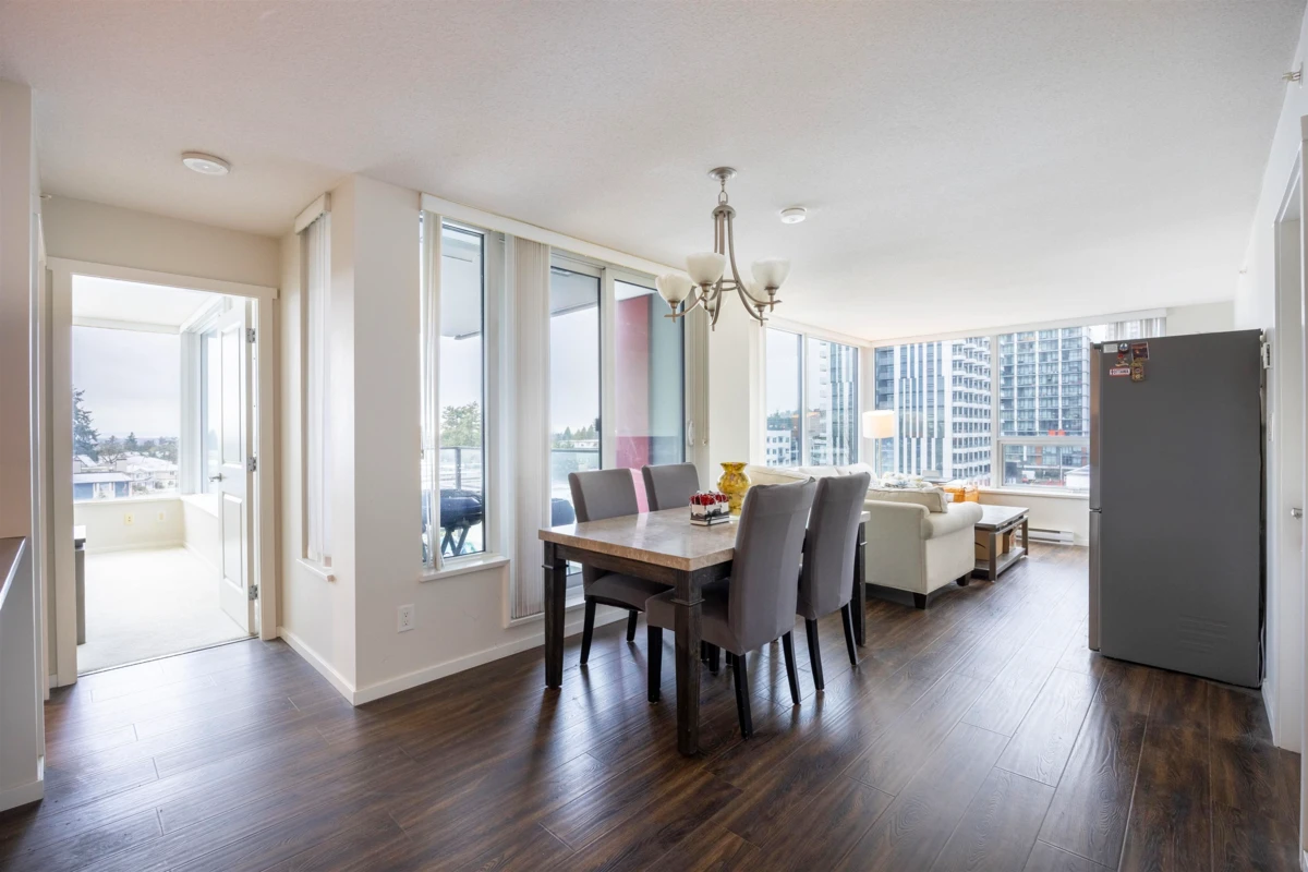 Dining Area Photo of 705 6658 Dow Avenue, Burnaby, BC