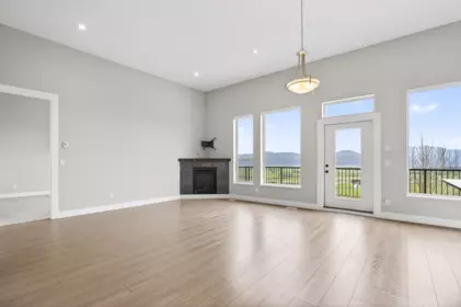 36390 Epworth Court, Abbotsford, BC, Abbotsford — Single Family Residence for sale