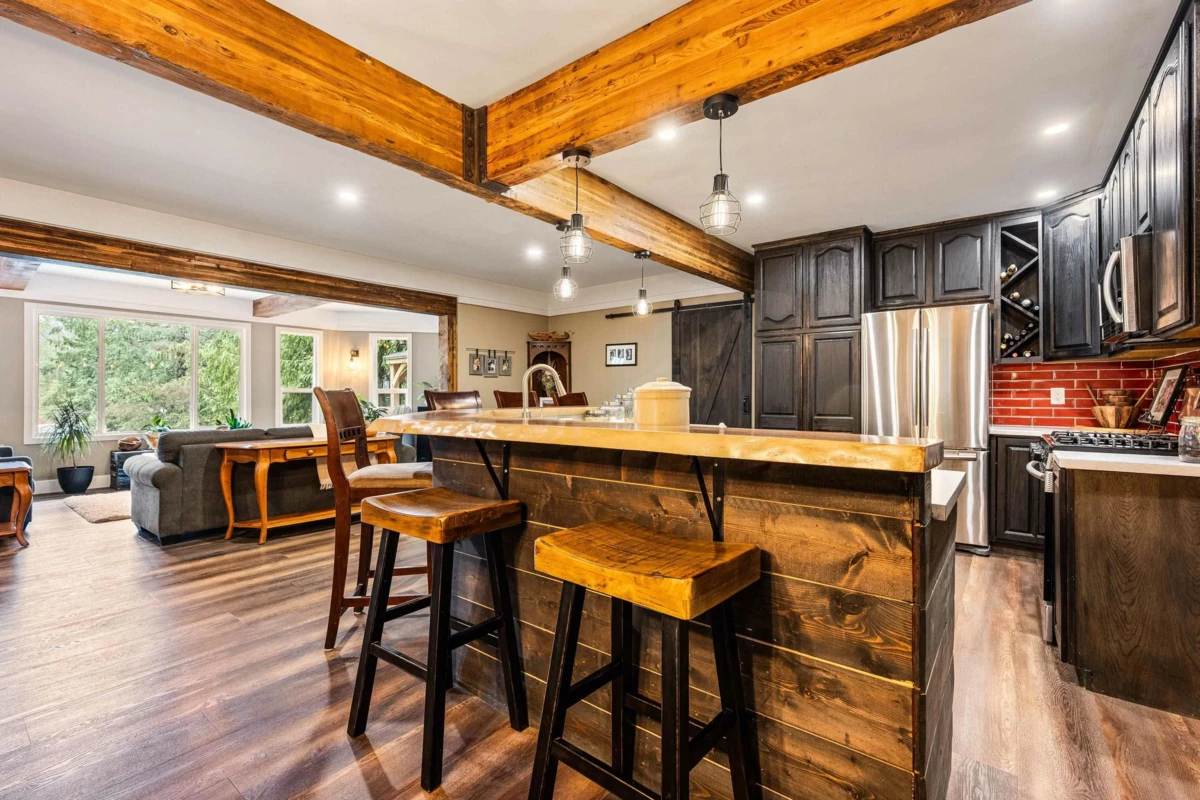 Living Room Photo of 50865 Winona Road, Sardis - Chwk River Valley, BC