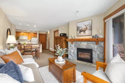 511 4660 Blackcomb Way, Whistler, BC, Whistler — Apartment/Condo for sale