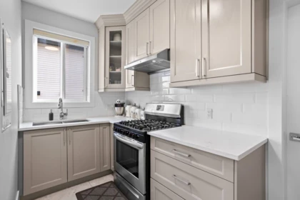 Guest Bathroom Photo of 8394 Mctaggart Street, Mission, BC