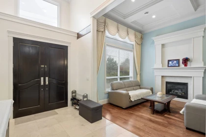 9551 Saunders Road, Richmond, BC, Richmond — Single Family Residence for sale
