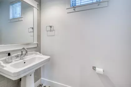 Laundry Room Photo of 5684 Williams Road, Richmond, BC