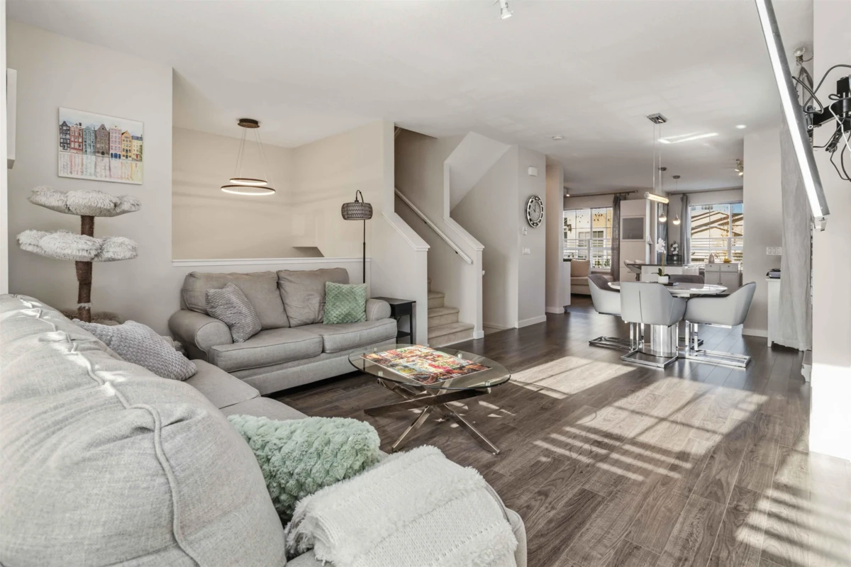 Dining Area Photo of 88 5551 Admiral Way, Ladner, BC