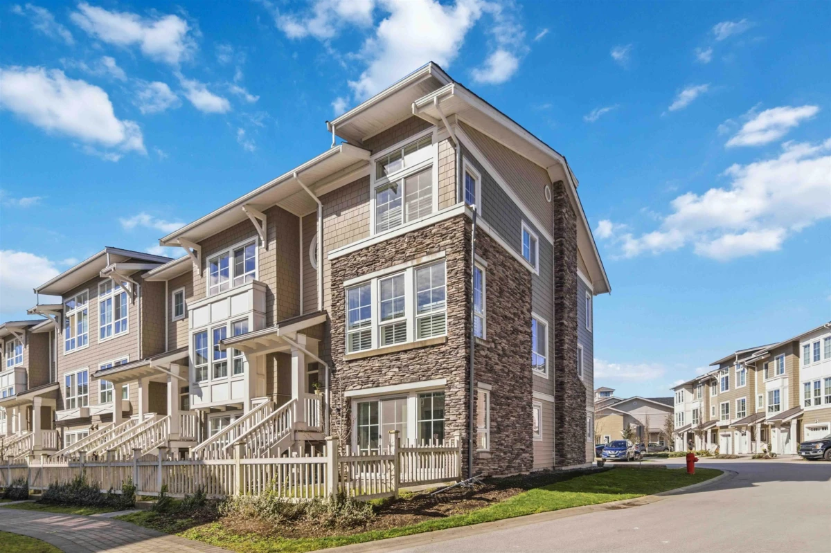 Exterior Rear Photo of 88 5551 Admiral Way, Ladner, BC