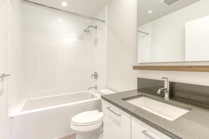Primary Bathroom Photo of 107 258 Nelson's Court, New Westminster, BC