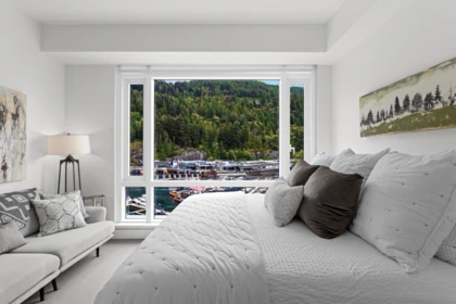 Powder Room Photo of 706 6707 Nelson Avenue, West Vancouver, BC