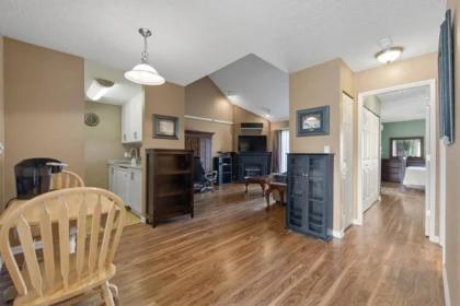 Kitchen Photo of 203 45875 Cheam Avenue, Chilliwack, BC