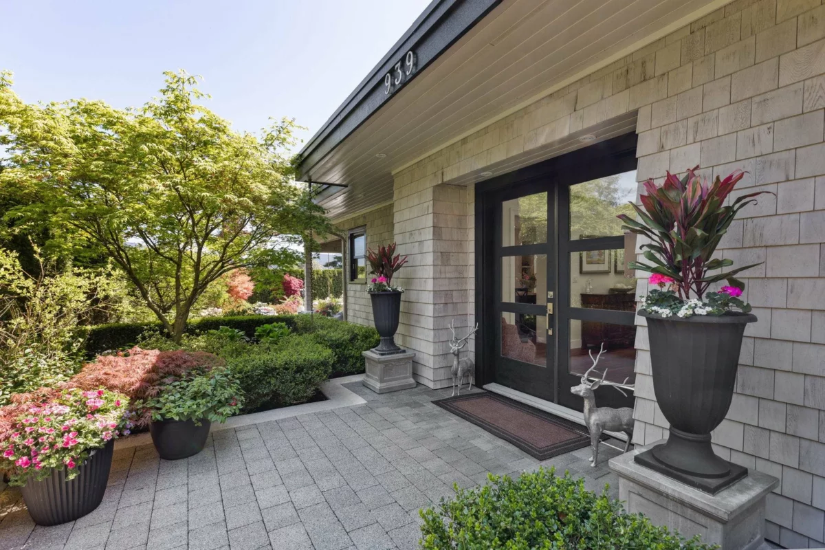 Exterior Rear Photo of 939 Friar Crescent, North Vancouver, BC