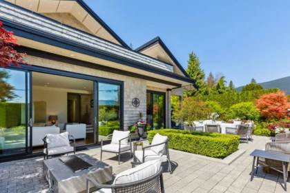 Aerial View of 939 Friar Crescent, North Vancouver, BC