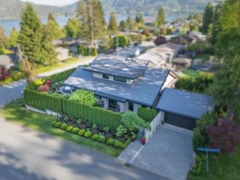 939 Friar Crescent, North Vancouver, BC
