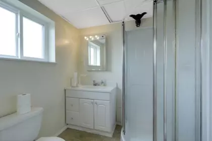 Hallway Photo of 11050 Swan Crescent, Surrey, BC