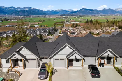 Hot Tub / Spa Photo of 3 47203 Vista Place, Chilliwack, BC