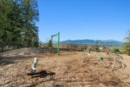 Neighborhood Park Photo Near 3 47203 Vista Place, Chilliwack, BC