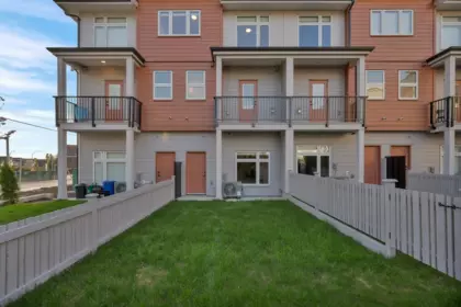 18 7540 Briskham Street, Mission, BC, Mission — Townhouse for sale