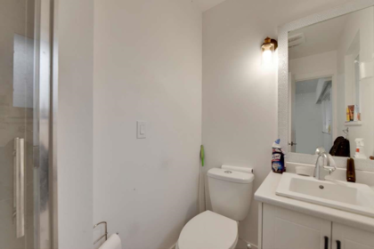 Guest Bathroom Photo of 11140 Partridge Crescent, Surrey, BC