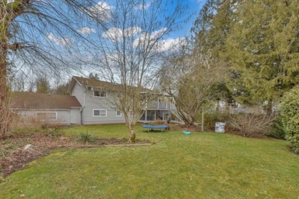 Hot Tub / Spa Photo of 11140 Partridge Crescent, Surrey, BC