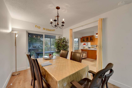 Kitchen Island Photo of 11140 Partridge Crescent, Surrey, BC